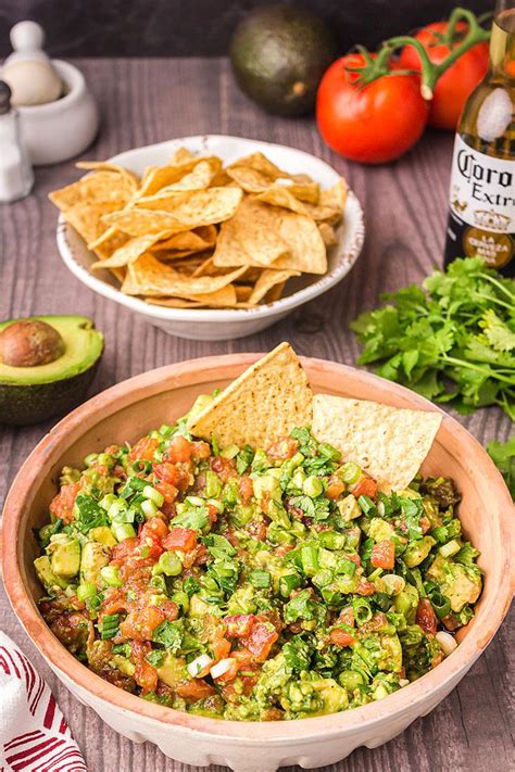 Delicious Fresh Traditional Chunky Guacamole Recipe Xoxobella