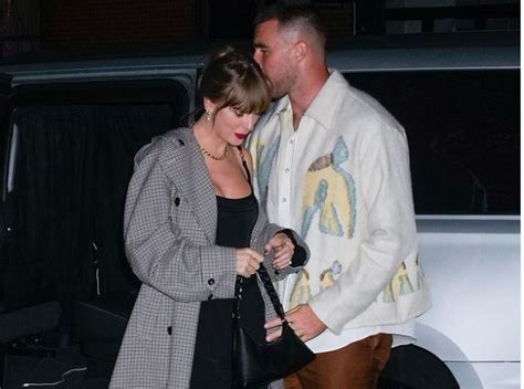 Taylor Swift And Travis Kelce Kissing Throughout The Night At