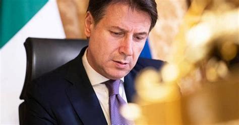 Conte Iniziative Legali Per Rispetto Impegni Contrattuali Vaccini