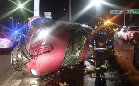 Circuito Interior Cdmx Volcadura De Camioneta Deja Cinco Lesionados