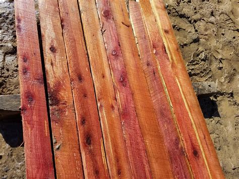 Eastern Red Cedar 1x 3x 8 8 9 Board Bundle