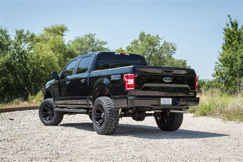 Pro Comp Lift On A 2018 Ford F 150 Installed Low Price In Dallas Texas