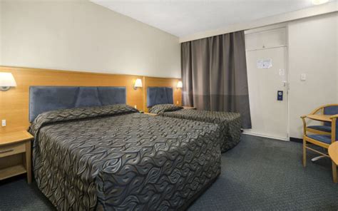 park motor inn  toowoomba book   zenhotelscom
