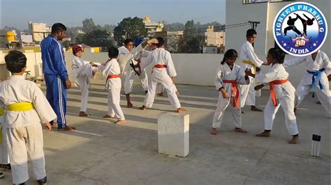 Karate Practice Karate Basic Youtube