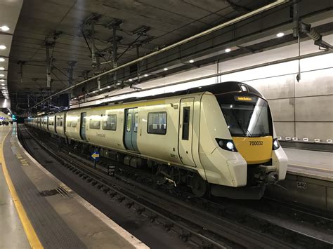 British Rail Class 700 032 7000 Unit Number 700032 Siemens Desiro