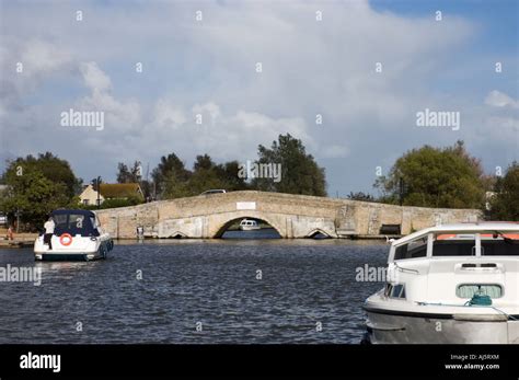 Potter Heigham Bridge Potter Heigham River Thurne Norfolk Broads