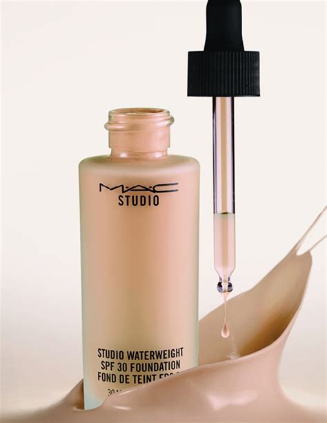 MAC Studio Waterweight SPF 30 Foundation | Makeup | BeautyAlmanac