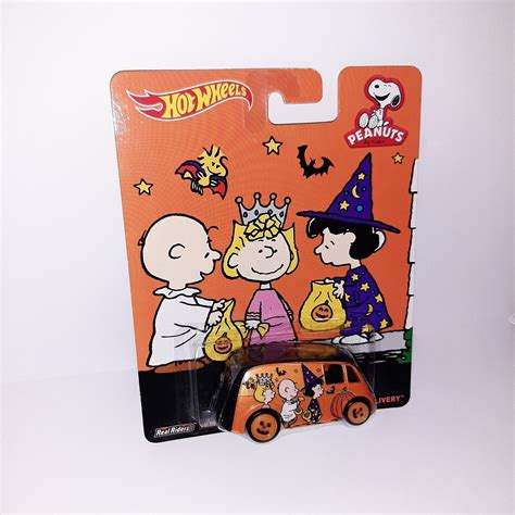 Hot Wheels Quick D Livery Peanuts The Great Pumpkin Halloween Real Riders