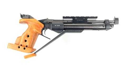 Lot - RUSSIAN BAIKAL IZH-46M MATCH COMPETITION GRADE .177 AIR PISTOL