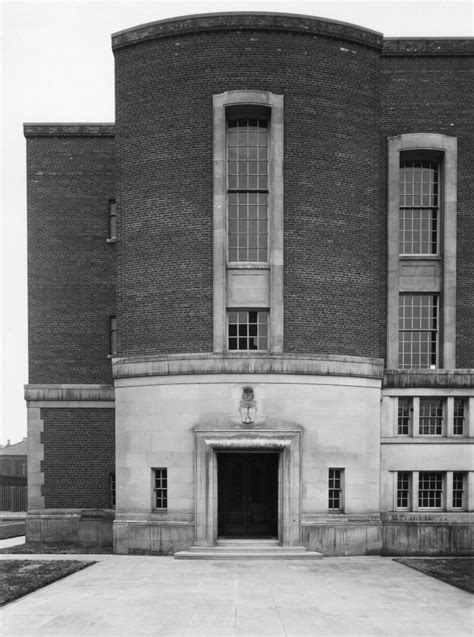 Library, Manchester University: the main entrance | RIBA pix