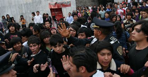 Emos vs Punks 6 momentos que marcaron la histórica pelea de 2008