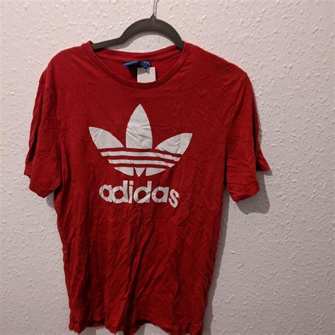 Adidas top #adidas #red #tshirt #originals #skate - Depop