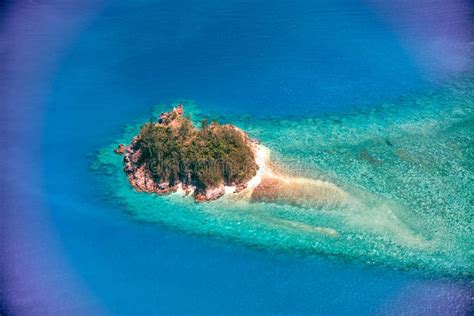 Aerial View of Whitsunday Islands National Park from the Aircraft Stock ...