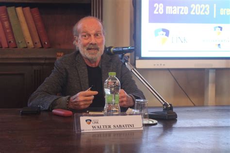 Calcio Walter Sabatini allUniversità Link Molte società fanno