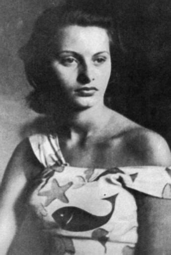 Romilda Villani Mother Of Sophia Loren Sophia Loren Sophia Loren Images Sofia Loren