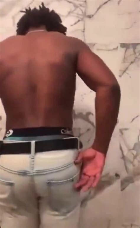 Thug Sagger Shows Off Ass ThisVid