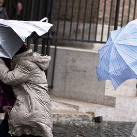 Week End Di Carnevale Con Forti Piogge E Vento Arriva Il Ciclone