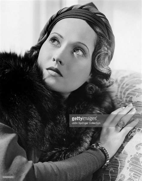 Anglo Indian Actress Merle Oberon Poses For A Portrait Circa 1940 In