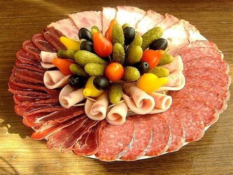 Красивые нарезки на праздничный стол 2024-2025 - фото-идеи | Food, Food ...