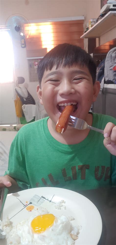 Delicato sausages - Frozen - Tryandreview.com