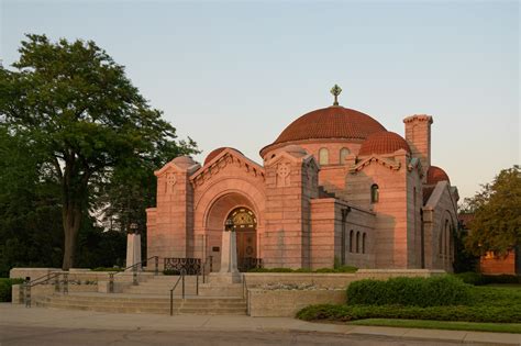 Music in the Chapel: Too Old Cat - Lakewood Cemetery