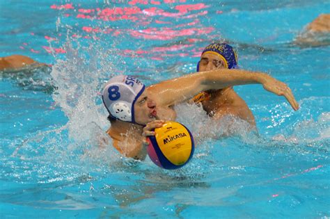 Ta Od Sporta Nude Televizije Reb Parova Za Plej Of Lige Ampiona Vaterpolo Srbija Crna