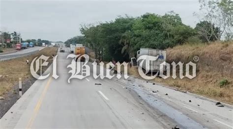 Choca Y Se Sale Del Camino El Buen Tono