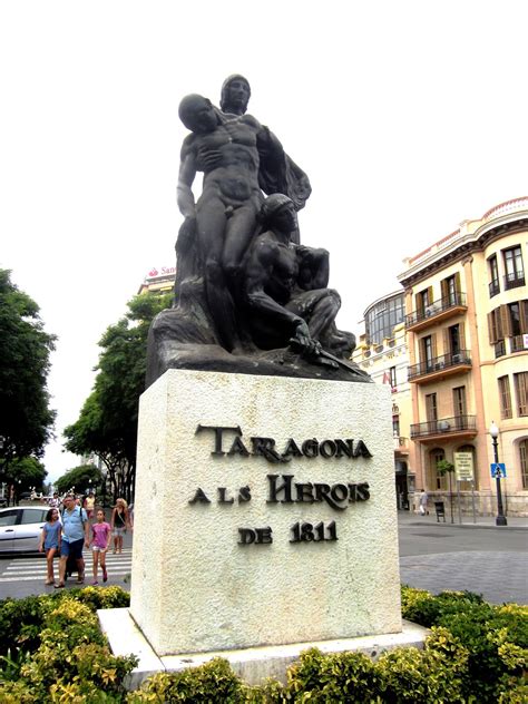 Redescubriendo Barcelona y más allá 29 08 2016 Tarragona Monument als