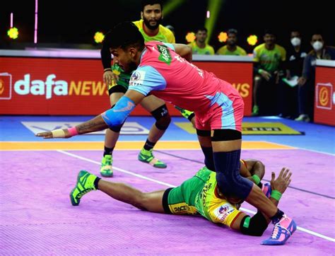 Pkl 8 Arjun Deshwal Shines As Jaipur Pink Panthers Hammer Patna Pirates