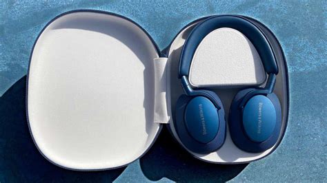 Bowers Wilkins PX7 Carbon Edition Review | atelier-yuwa.ciao.jp