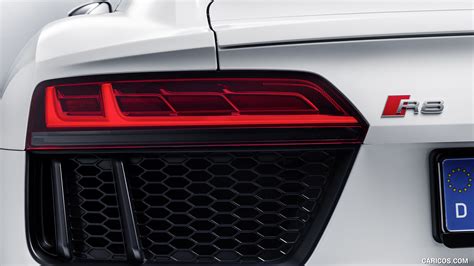 2018 Audi R8 RWS Color Ibis White Tail Light