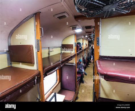 Indian Sleeper Train Hi Res Stock Photography And Images Alamy