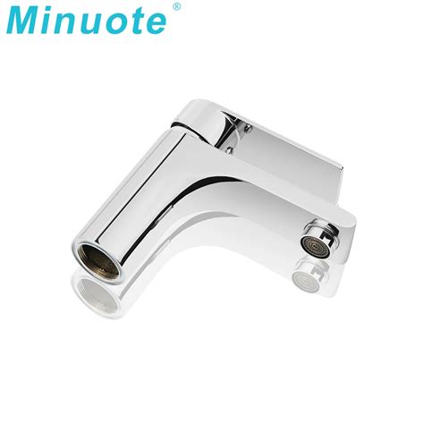 Modern Design Ceramic Cartridge Bathroom Faucet Mixer Single Handle Hot And Cold Basin Taps