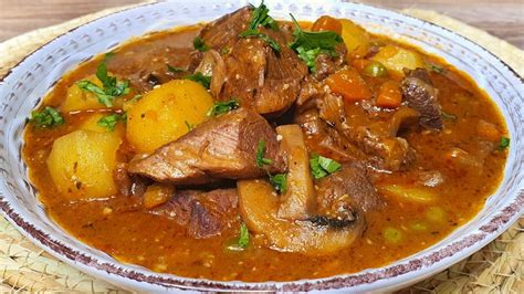 Best Beef Stew Recipe Juicy Beef In A Delicious Sauce Youtube