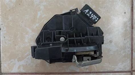 Chapa Puerta Trasera Derecha Ford Fiesta Env O Gratis