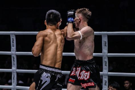 Zhang Chenglong Thrills China With Stunning First-Round KO - ONE ...