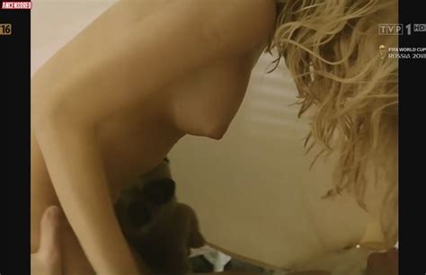 Naked Magdalena Wójcik in Blue Eyes