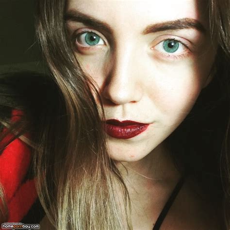 Amateur Babe Teasing Mobile Homemade Porn Sharing