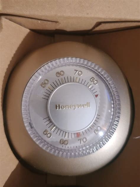 New Honeywell T87f 3822 Non Programmable Manual Thermostat 2 Wire 24 Volt Ebay