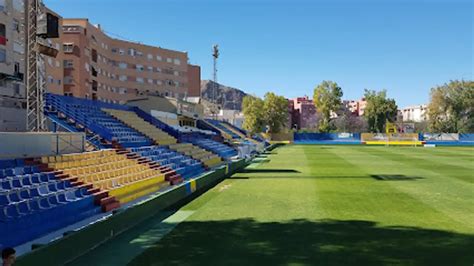 Las 10 Mejores Escuelas De Fútbol Para Niños En Orihuela