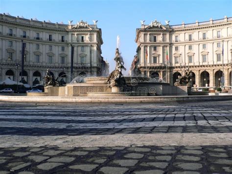 Piazza Della Repubblica In Rome Stock Photo Image Of Fountain Italy