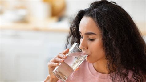 Cold Water 5 Reasons Why We Love Drinking It