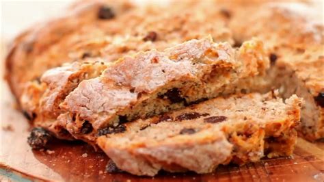 Video Baking A Classic Irish Soda Bread Martha Stewart