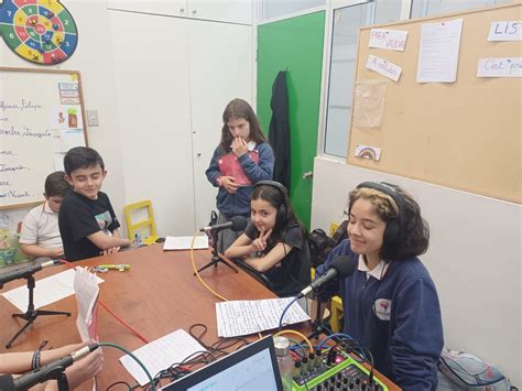 Radio Fragnol Emission Final De A O Lyc E Claude Gay Osorno Colegio Franc S De Osorno