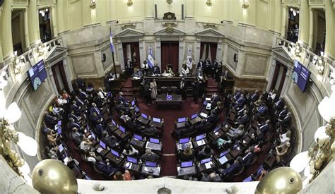 Uno por uno quiénes son los 130 diputados y 24 senadores elegidos el