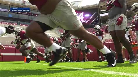 Alabama Football Held Open Practice And Fan Day During Fall Camp Win