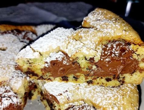 Crostata Stragolosa Nutella E Gocce Di Cioccolato Dolce Ripieno