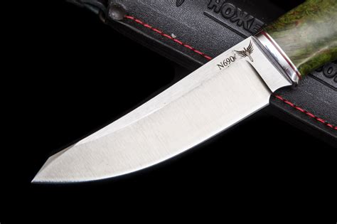 Нож Алькор (N-690, стабилизированная карельская береза)
