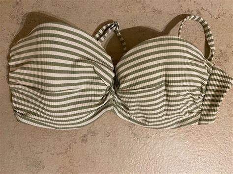 Neu Balconette Bikini H M grün weiss gestreift Neu gemäss Beschreibung in Uster für CHF