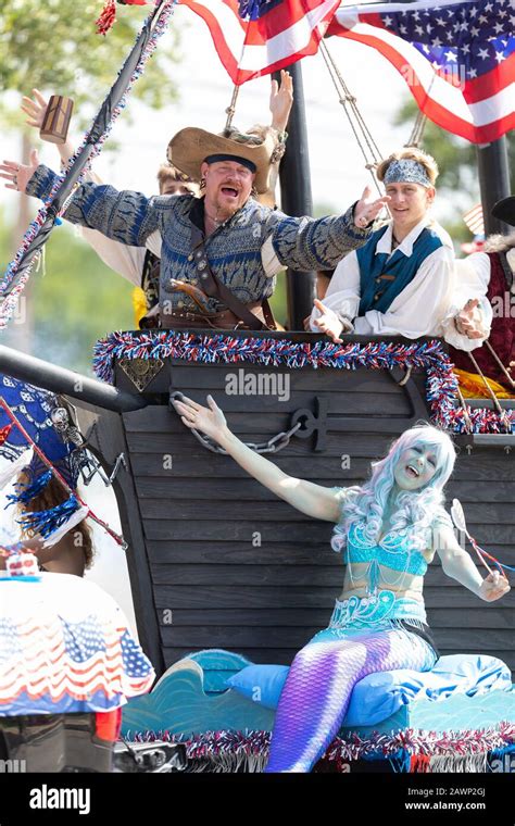 Arlington Texas Usa July 4 2019 Arlington 4th Of July Parade Float In Shape Of A Pirate